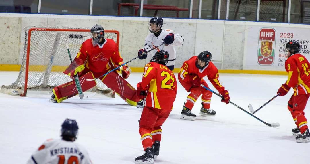 2比3不敵荷蘭隊，U18男冰世錦賽中國隊獲亞軍