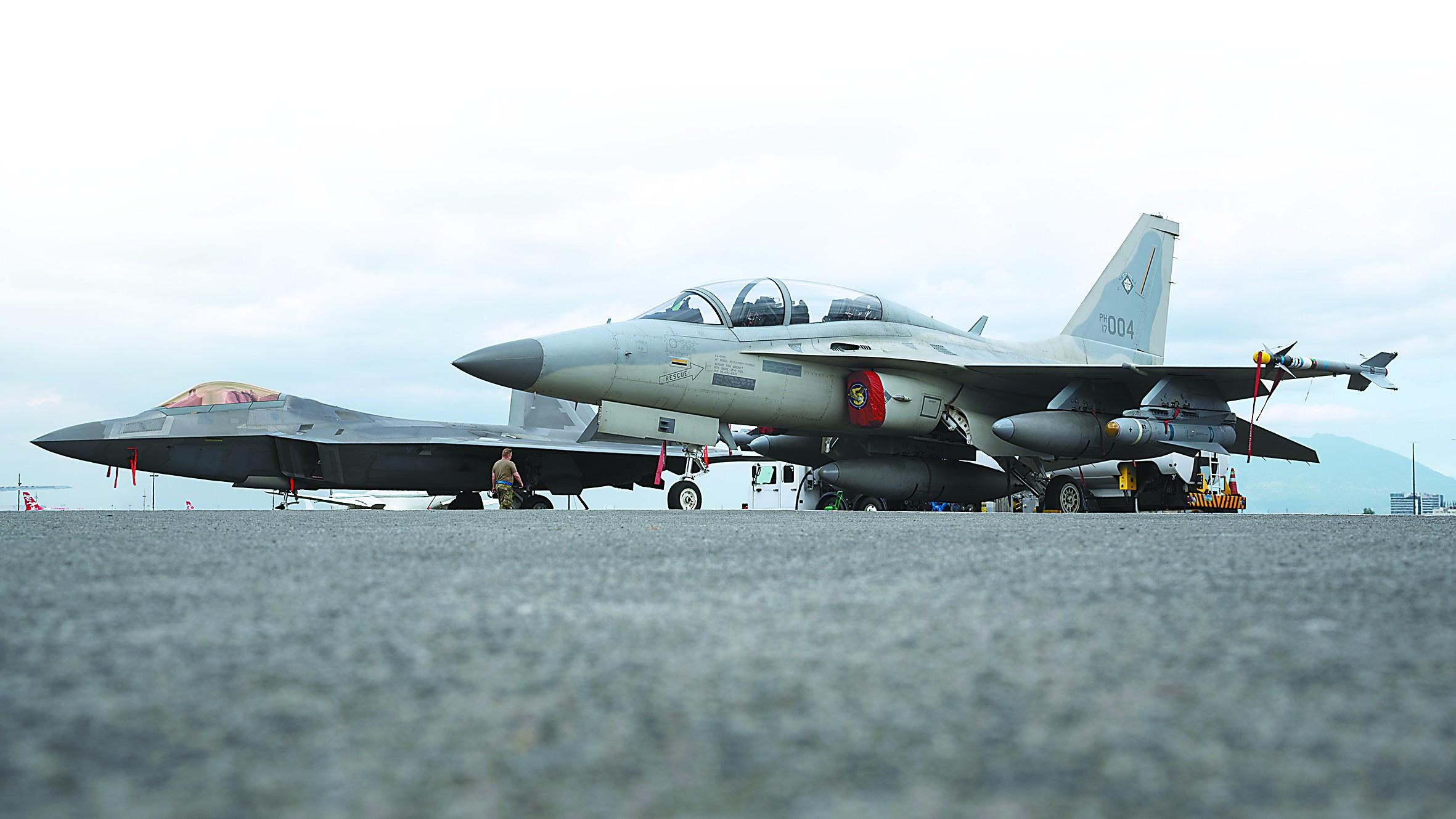 實彈射擊“六發不中”，空中演習被批“表演”，美軍事拉攏菲屢屢露怯