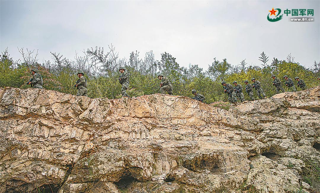 協同戰鬥礪兵鋒！直擊武警第二機動總隊某支隊演練