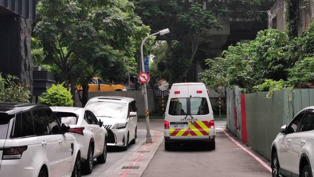 臺媒：島內警方證實接到報案將黃子佼送往醫院，他身體有多處割傷