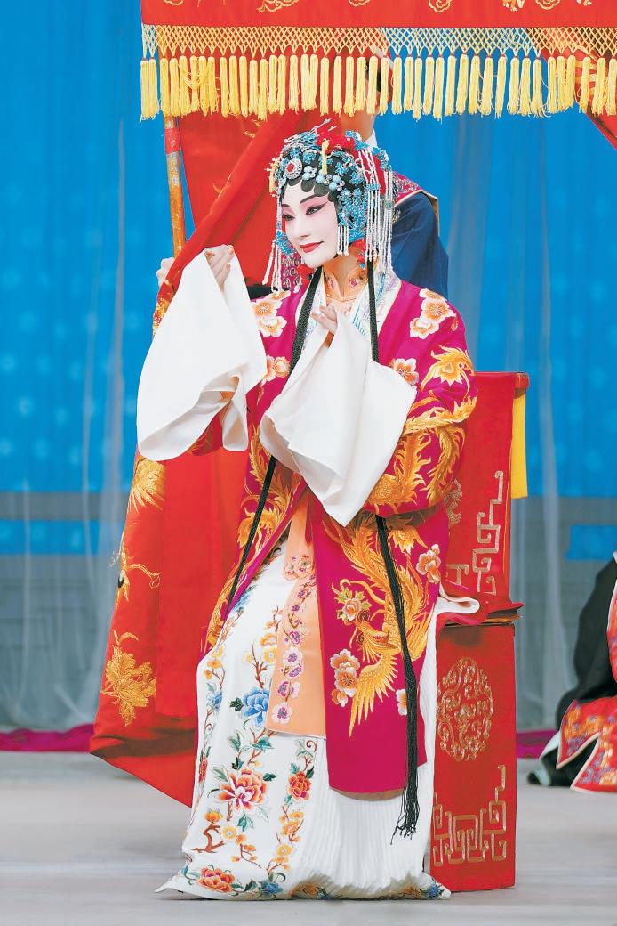 李林曉領銜主演《鎖麟囊》，首次亮相便贏得滿堂彩