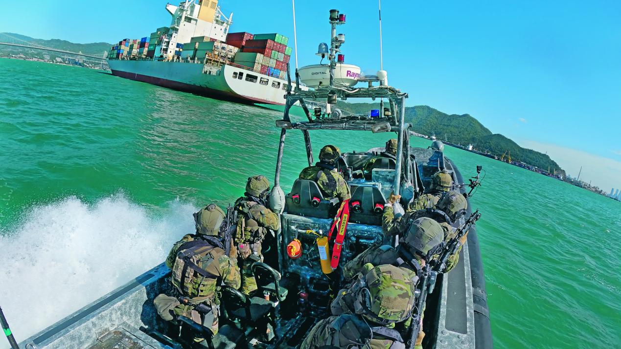 港媒：香港警隊再推宣傳片《守城前傳》，林超賢執導