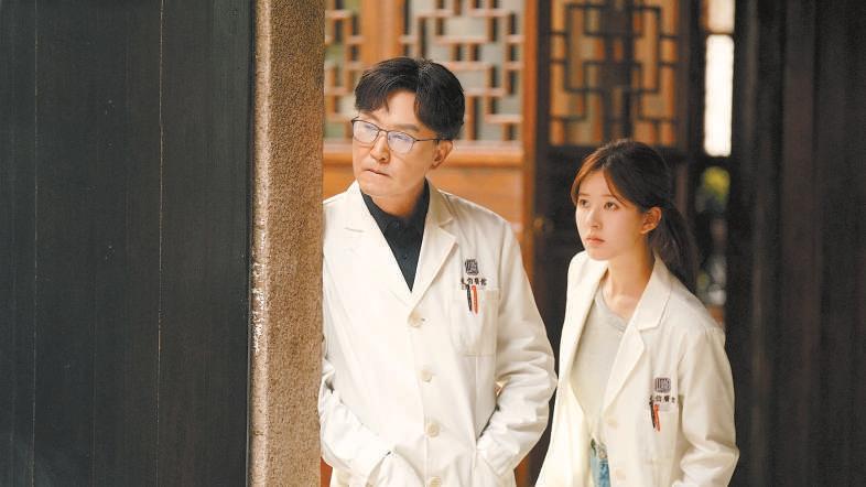 中醫故事也能拍得青春活潑 熱播劇《後浪》導演希望觀劇同時學點養生