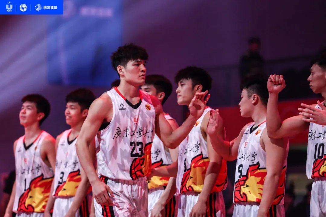 “989大學”上熱搜！全校師生免費加雞腿