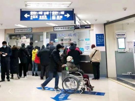 職業陪診師能否緩解“就醫難”