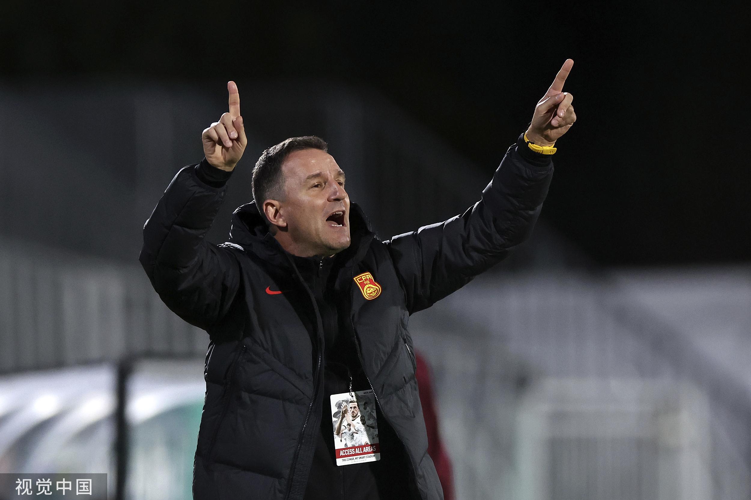 結果遺憾但拼勁尚可，揚科維奇談首秀：球員對得起身上球衣