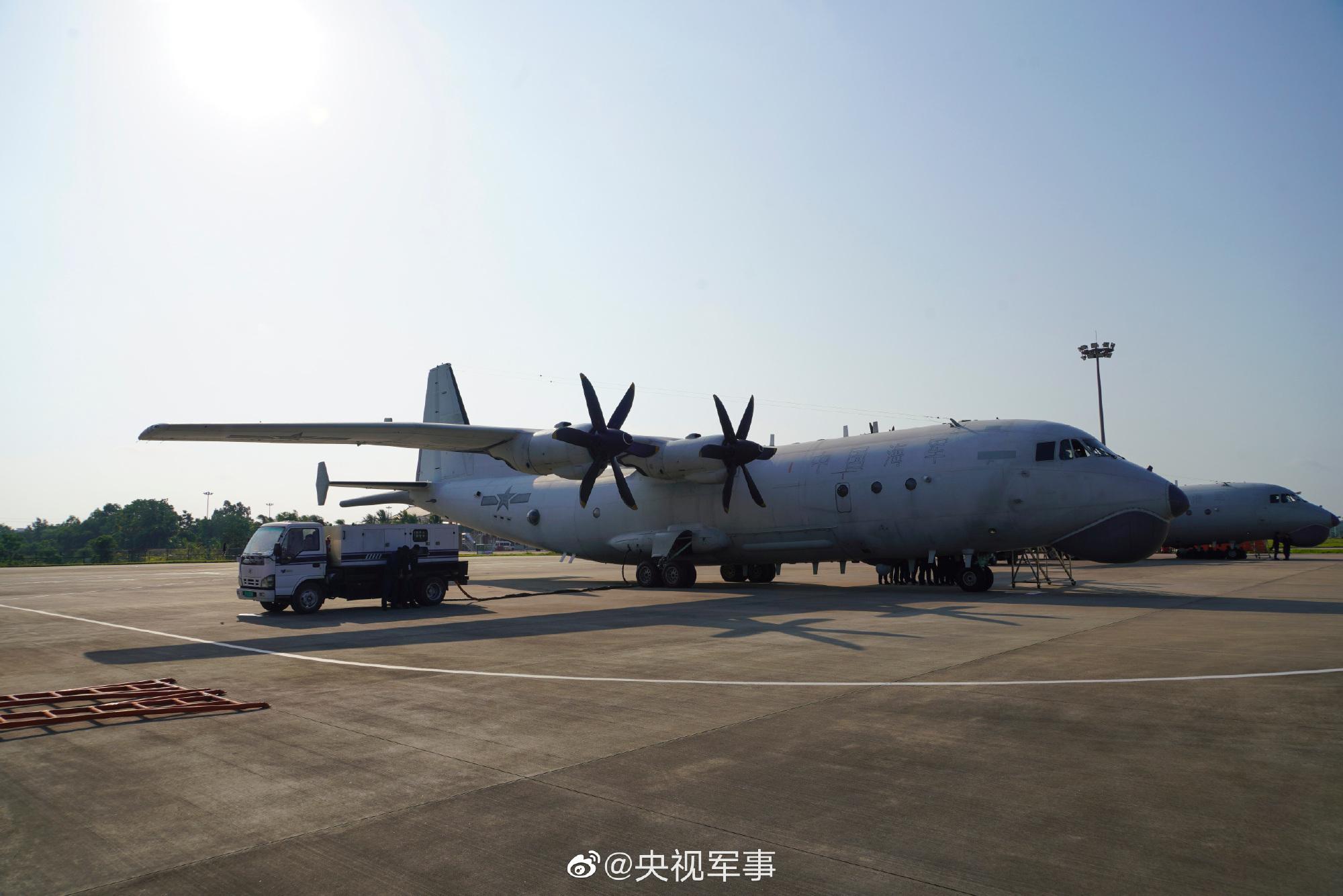 南部戰區海軍航空兵某團組織多架反潛巡邏機開展實戰化訓練