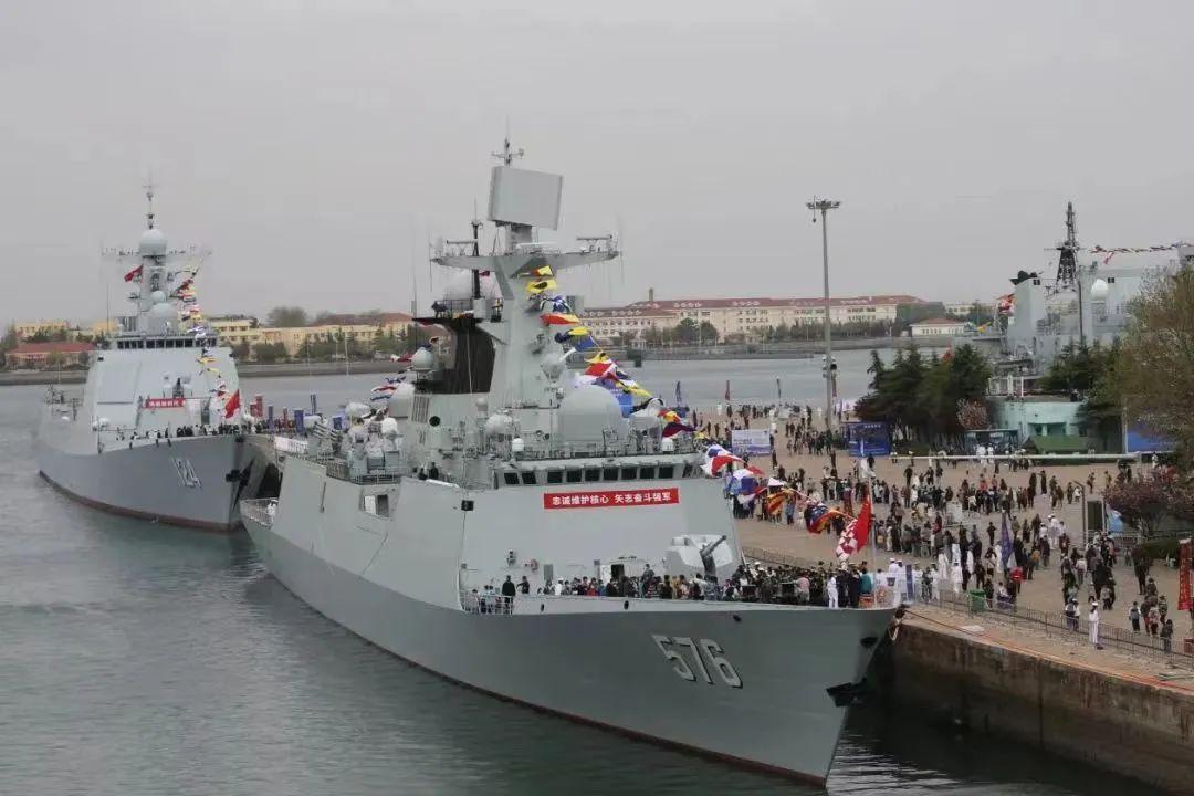 鈞正平：海軍節，除了威武雄壯的軍艦，還應看到什麼？