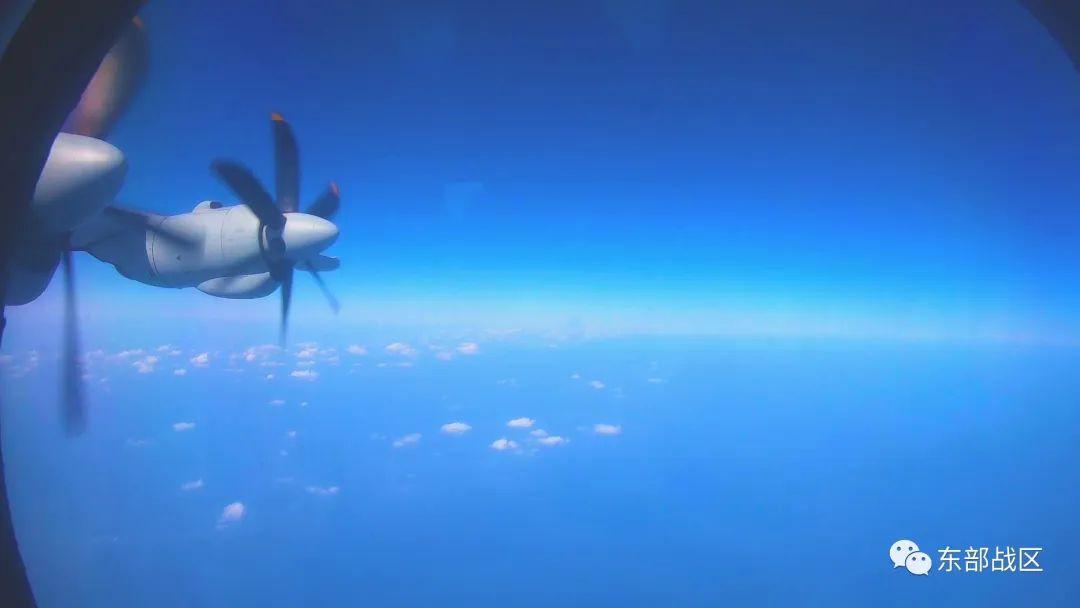 多機組網，深海獵鯊！東部戰區海軍航空兵某部開展訓練