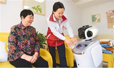 聽音樂、訂外賣……“銀髮族”用網越來越溜了（網上中國）