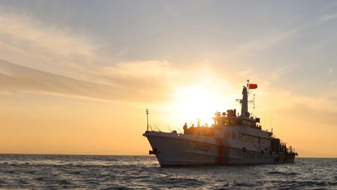 海警“龍舟”護萬里海疆