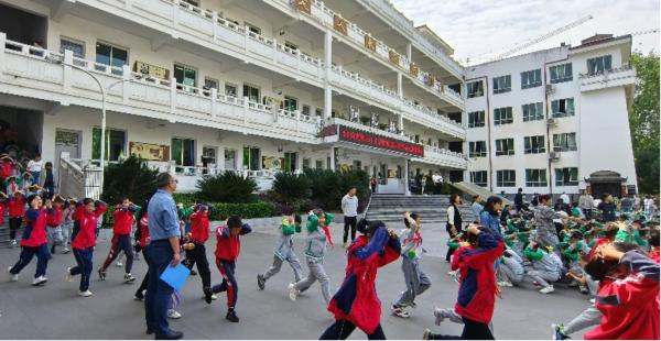 “兒童平安護航計劃”走進四川 助力兒童成爲安全小達人