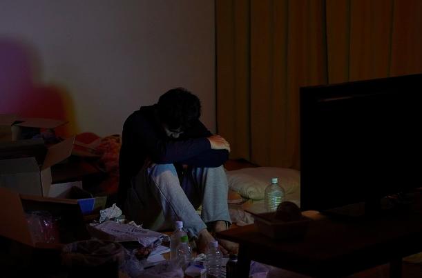 英媒：爲治孤獨病，英國重啓“熱線聊天”志願項目