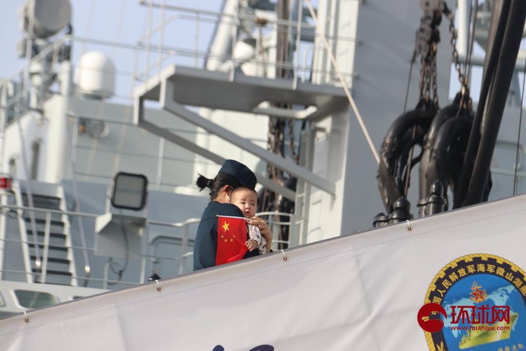 中國海軍南寧艦、微山湖艦緊急撤離我在蘇丹人員