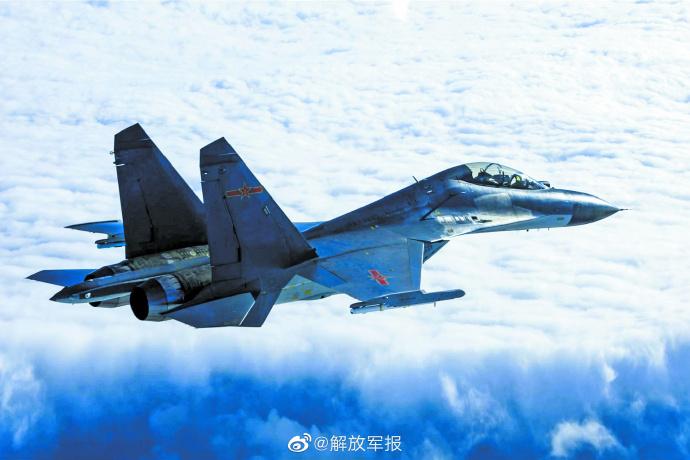 直擊空軍航空兵某團多課目空戰訓練