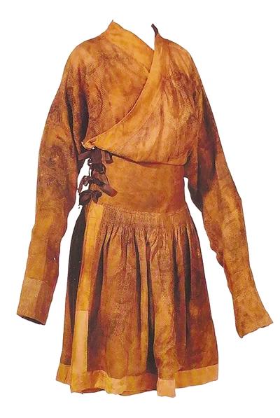 元朝流行服飾中的質孫服與辮線袍