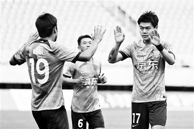 足協盃第三輪國安以1比0拿下淄博齊盛 楊立瑜破門爲蘇亞雷斯送上“見面禮”