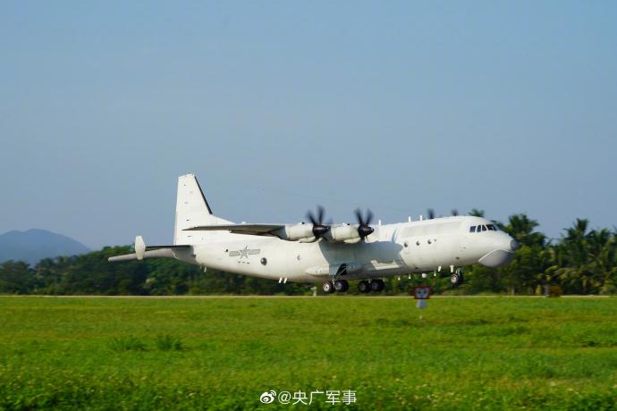 霸氣！海軍航空兵某團飛行訓練大片