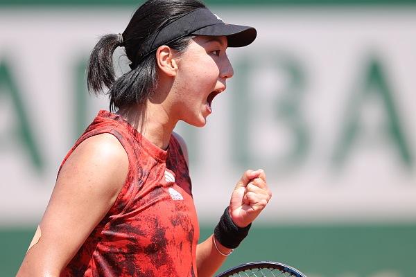 法網｜中國女單獨苗王欣瑜晉級32強 創造職業生涯新高