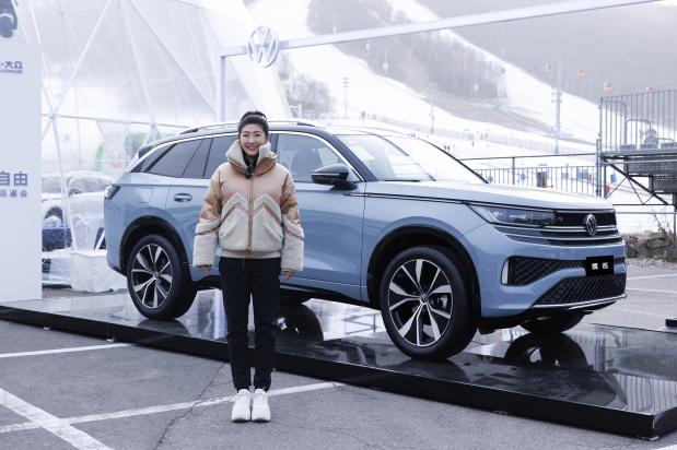 滑雪難還是開車難？滑雪冠軍徐夢桃試駕硬核攬巡