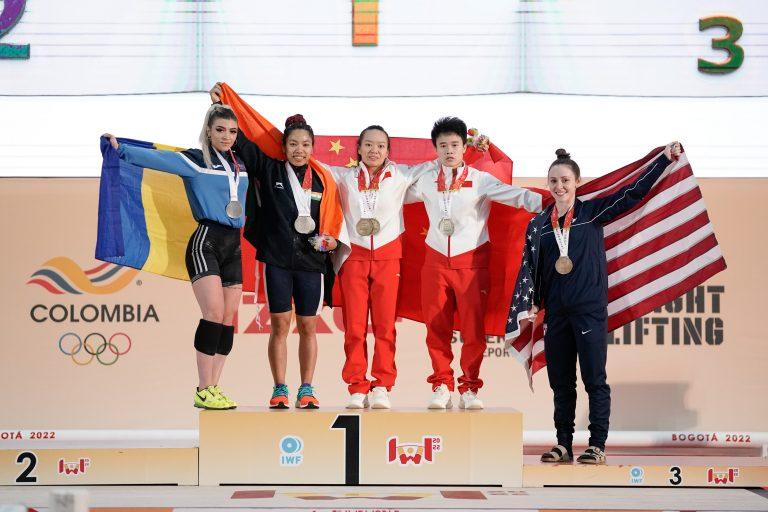 舉重世錦賽 | 中國隊獲一金一銅