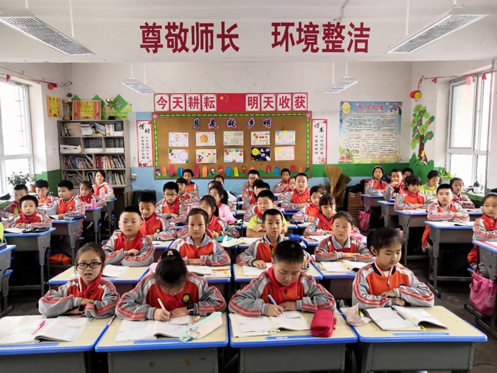 上海浦東智能照明聯合會“豫東光明公益助學行”圓滿結束