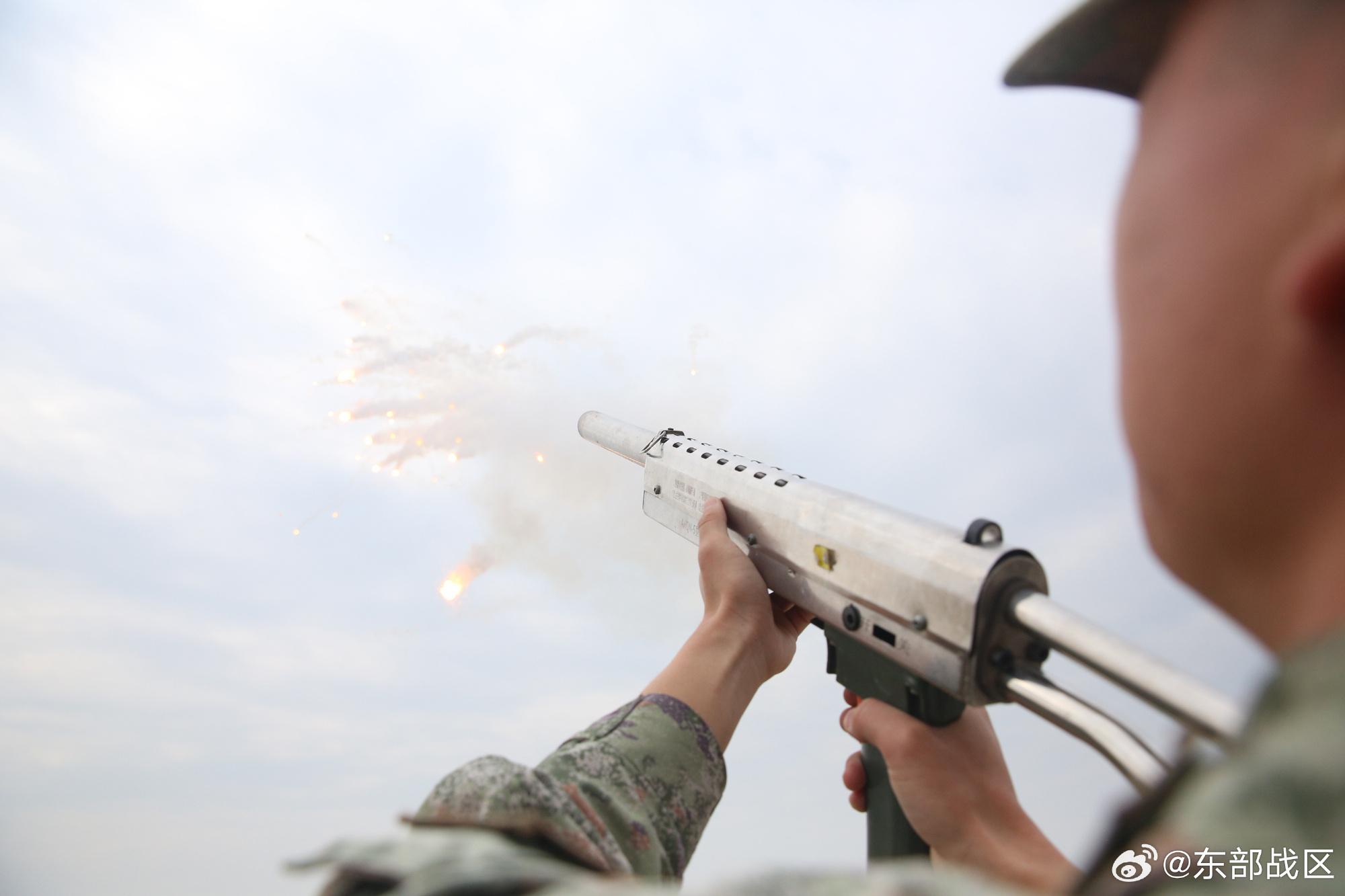 直擊東部戰區練兵備戰現場：天港尖兵護戰鷹