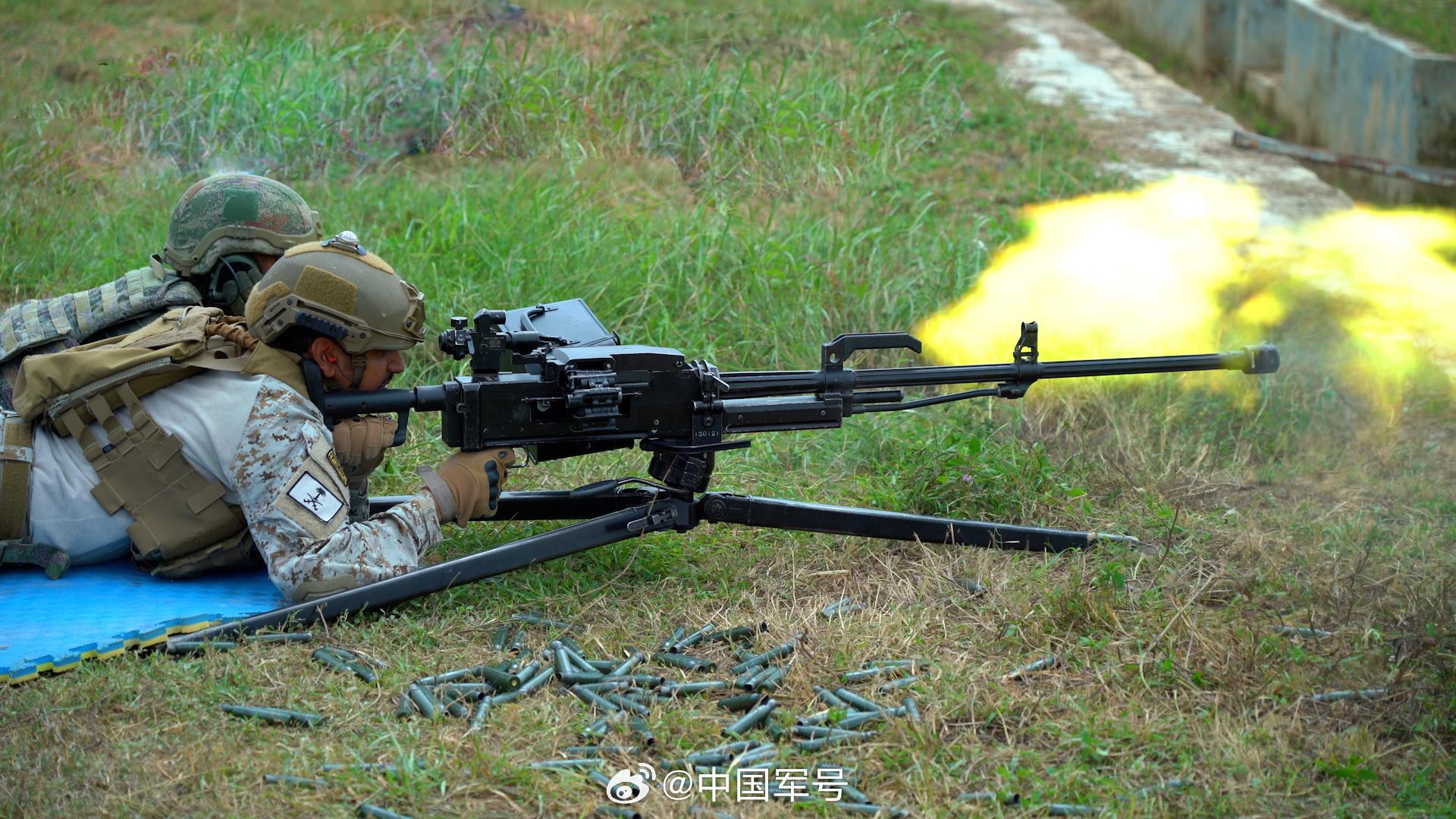 火力全開！直擊中沙兩軍多武器實彈射擊演練