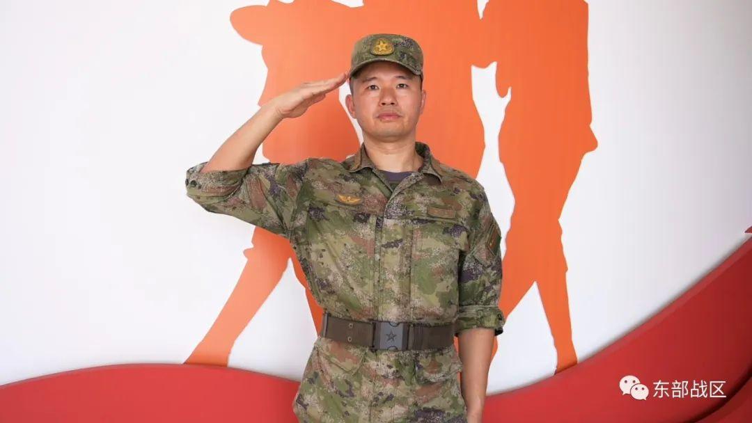 他入伍19年，立功受獎19次！