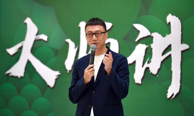 第一次“開講”，孫紅雷把“大師講堂”變成“聊天會”
