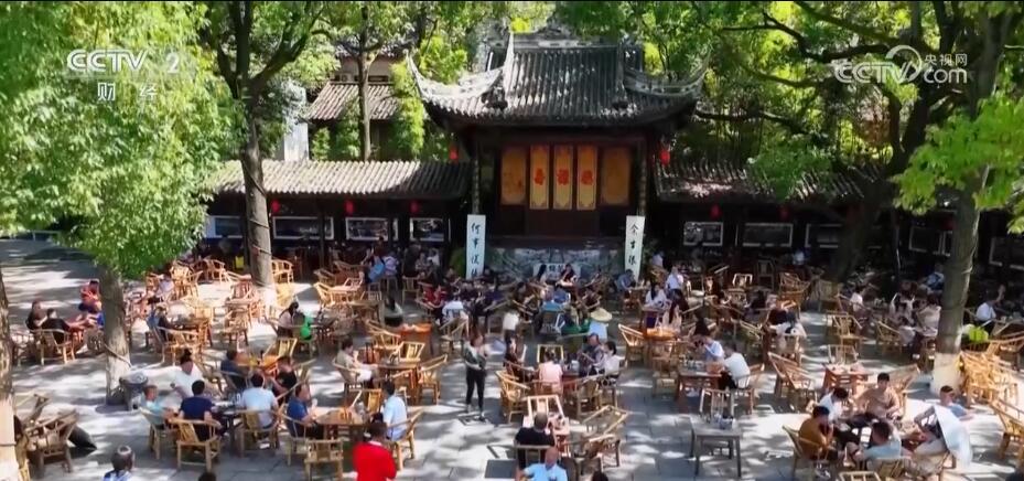 從尋常街巷到熱門打卡地 特色文化商業帶動消費升級