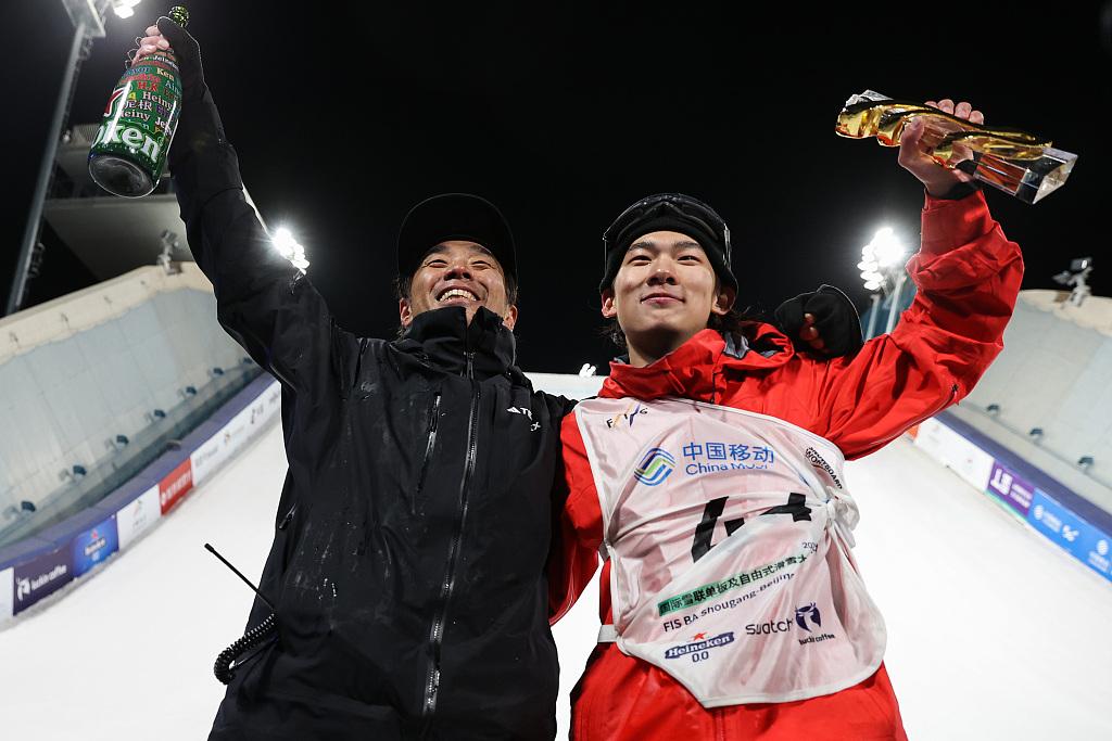 冰雪運動進入“中國賽季”