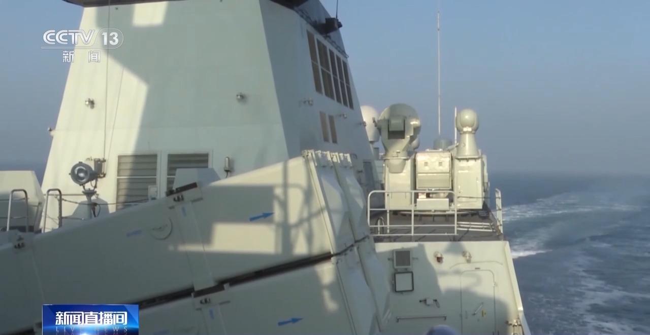 多型多艘護衛艦亮相黃海某海域 鍛造海上精兵勁旅