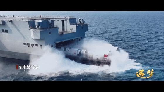 登陸作戰中，看海南艦的“打開方式”！