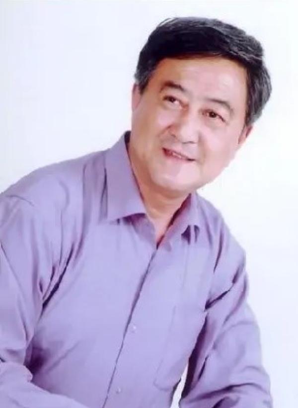 淮劇表演藝術家何雙林去世，他留下了獨特的何派生腔藝術