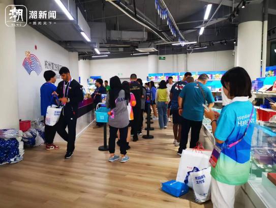 賽程過半有些運動員和記者陸續返程 他們的行李箱裝了啥？