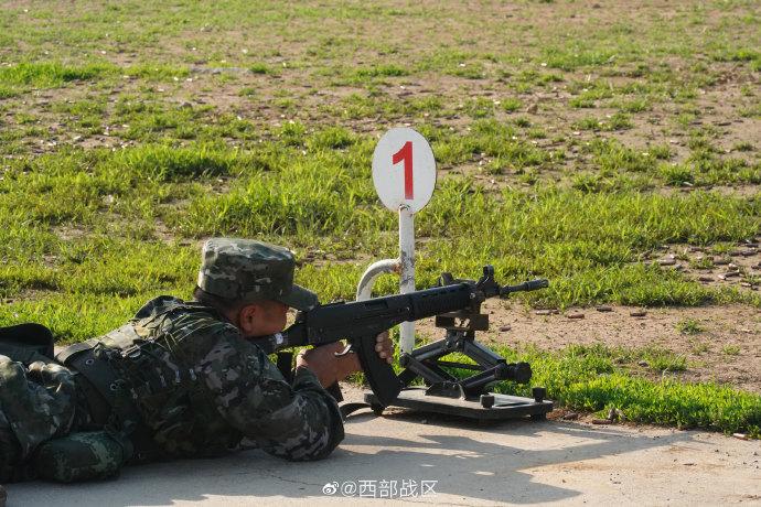 開火！武警新兵首次實彈射擊