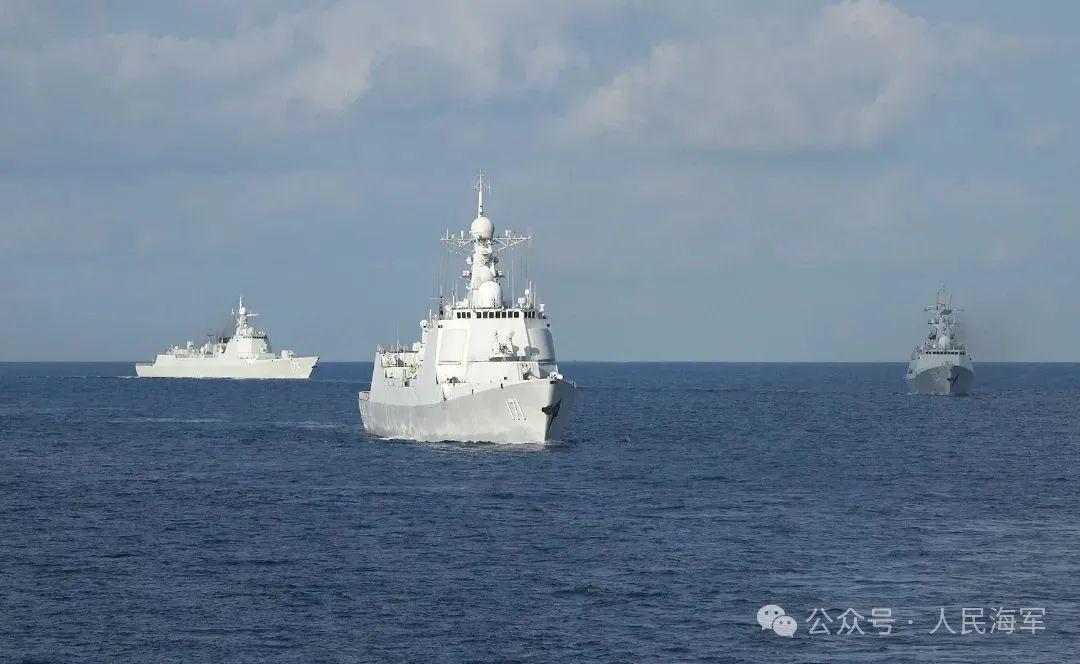 萬噸大驅遵義艦，最新訓練畫面來了
