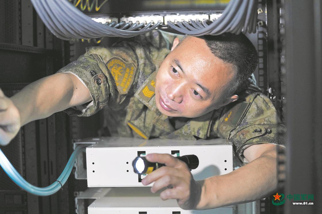 南部戰區某部技師葉升學：一名“兵專家”的向戰衝鋒