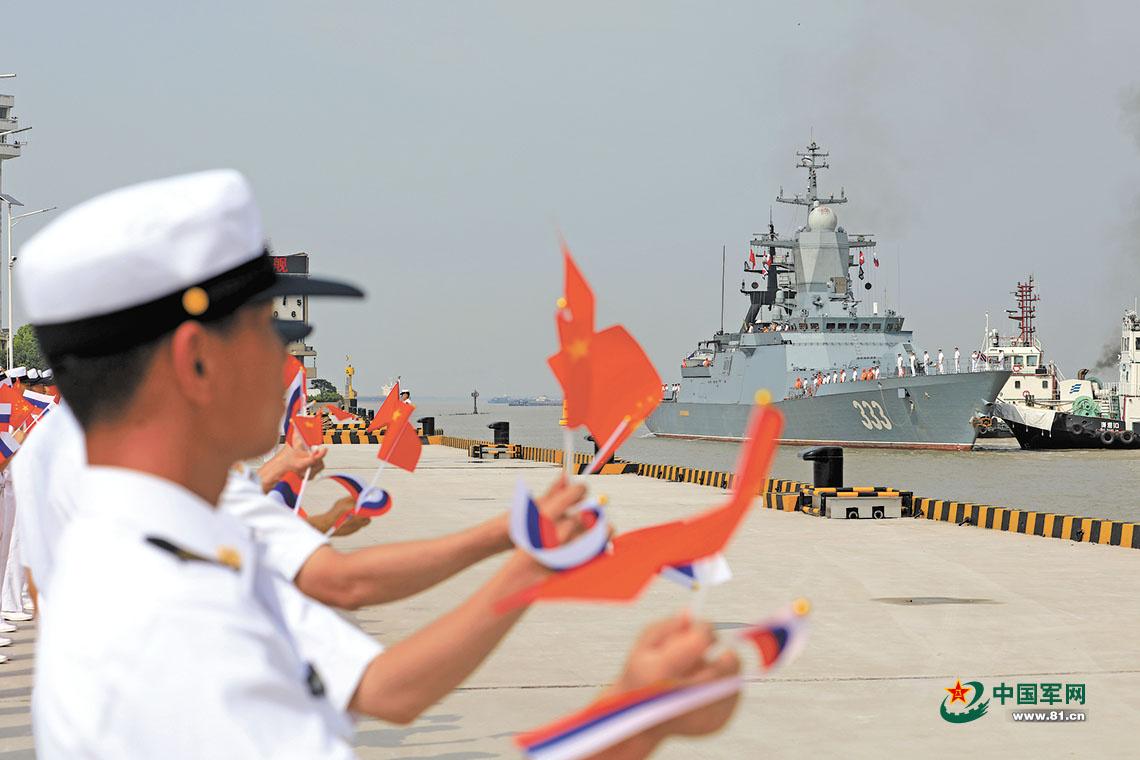 俄羅斯海軍艦艇編隊訪問上海