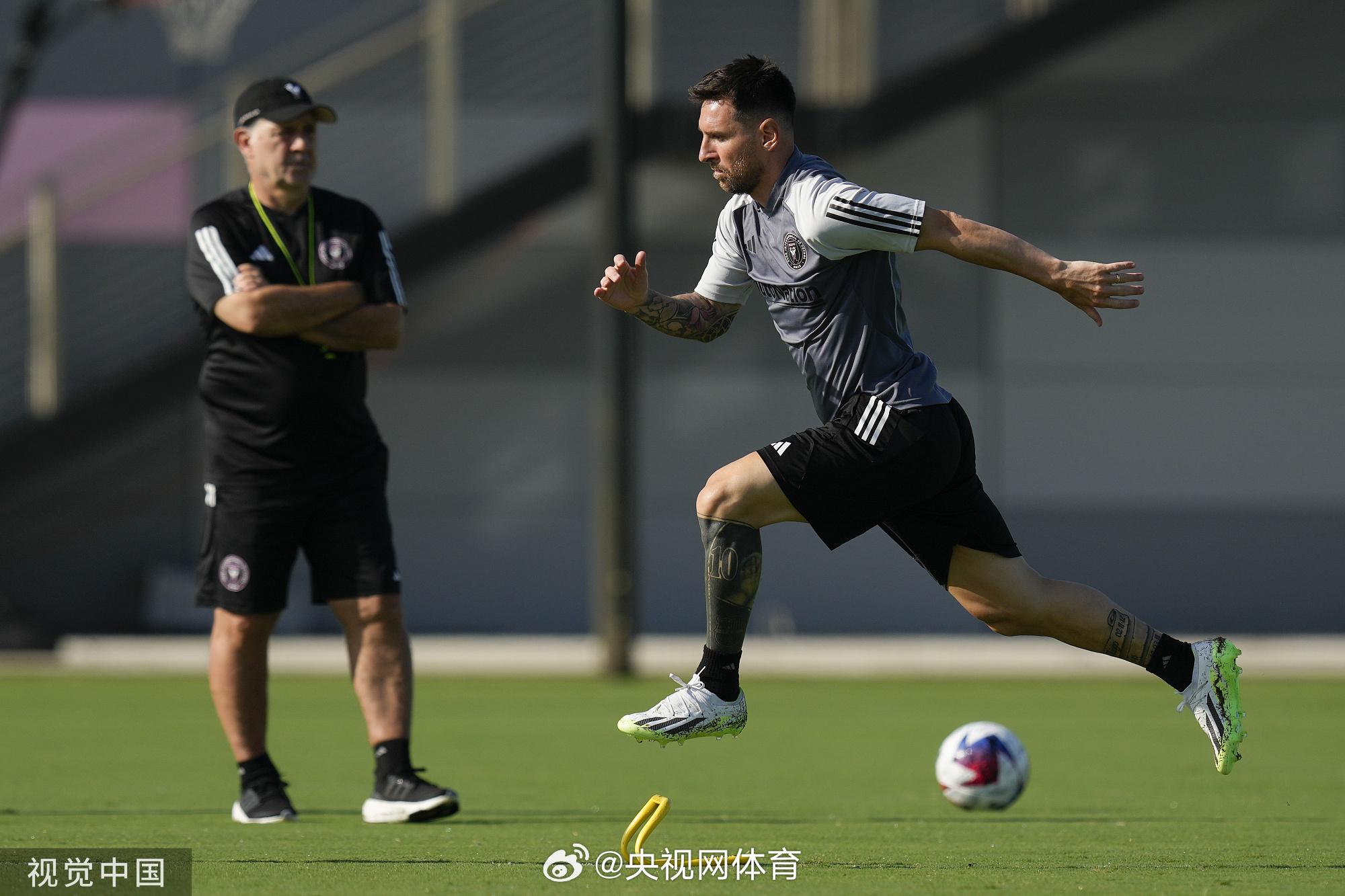 迴歸足球！梅西曬邁阿密首訓照