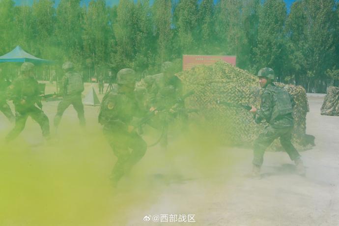 沙場亮劍，狹路相逢勇者勝！武警兵團總隊組織教練員比武