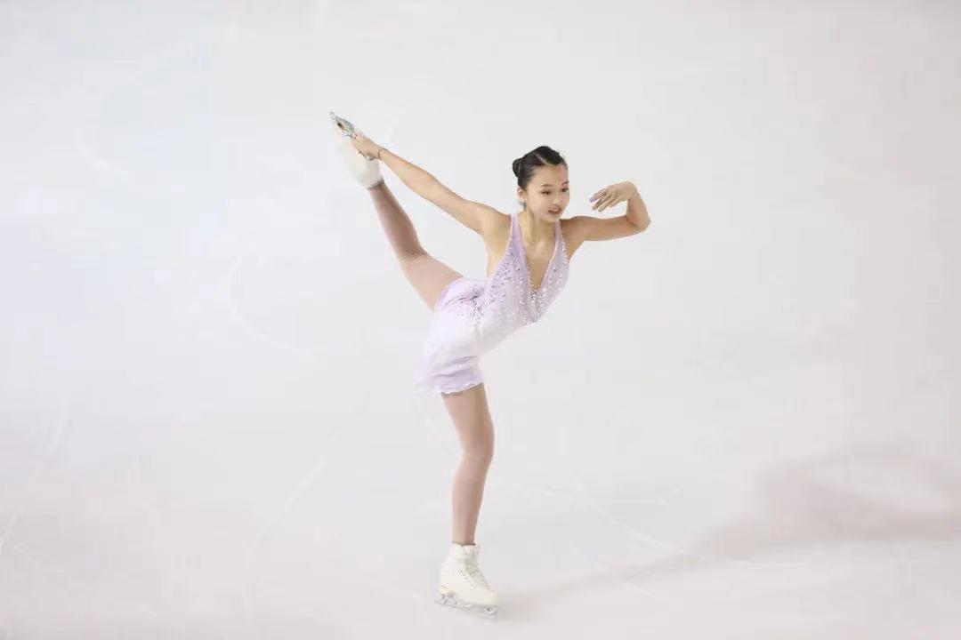 2023中國花滑俱樂部聯賽打響 女單國手朱易亮相