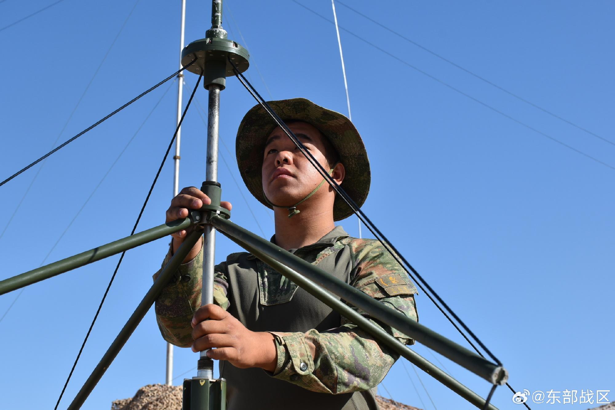 滿服役期戰士堅守戰位，以衝鋒的姿態書寫別樣的軍旅年華！