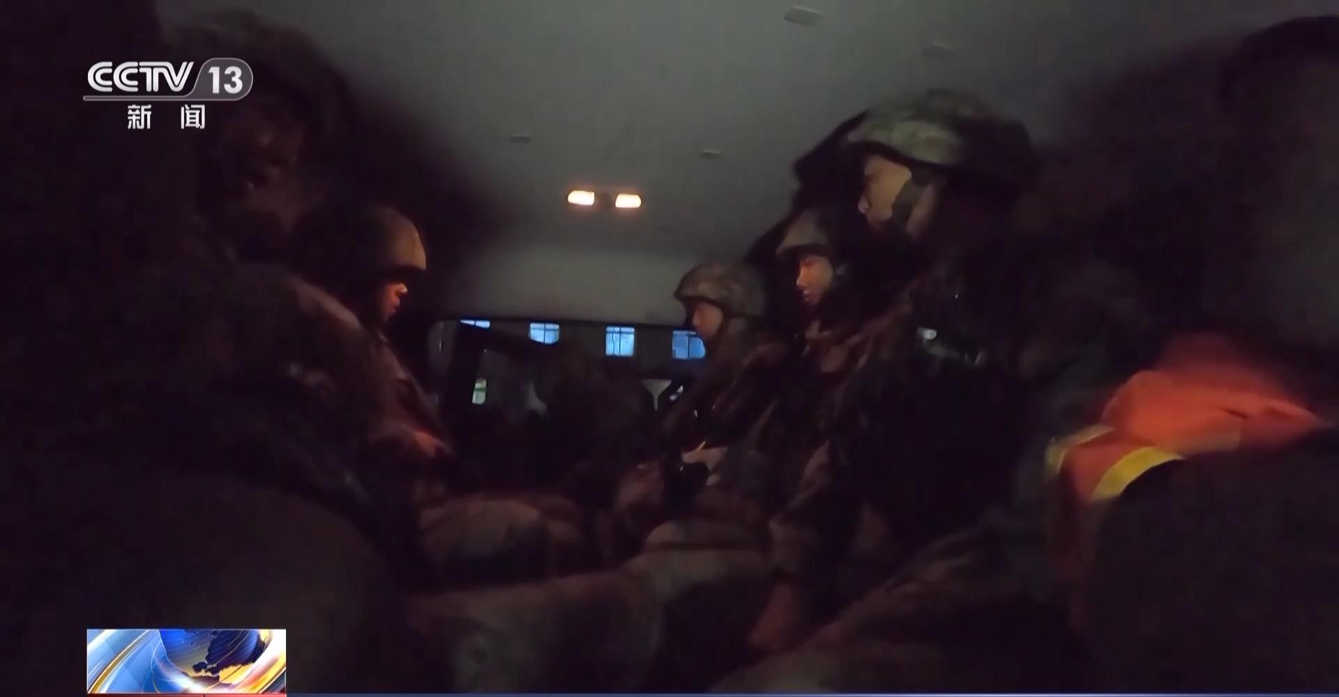 翻山越嶺 界樁見證邊防新戰士“第一巡”