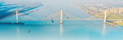 飛虹越大江 天塹展通途（壯美中國橋）