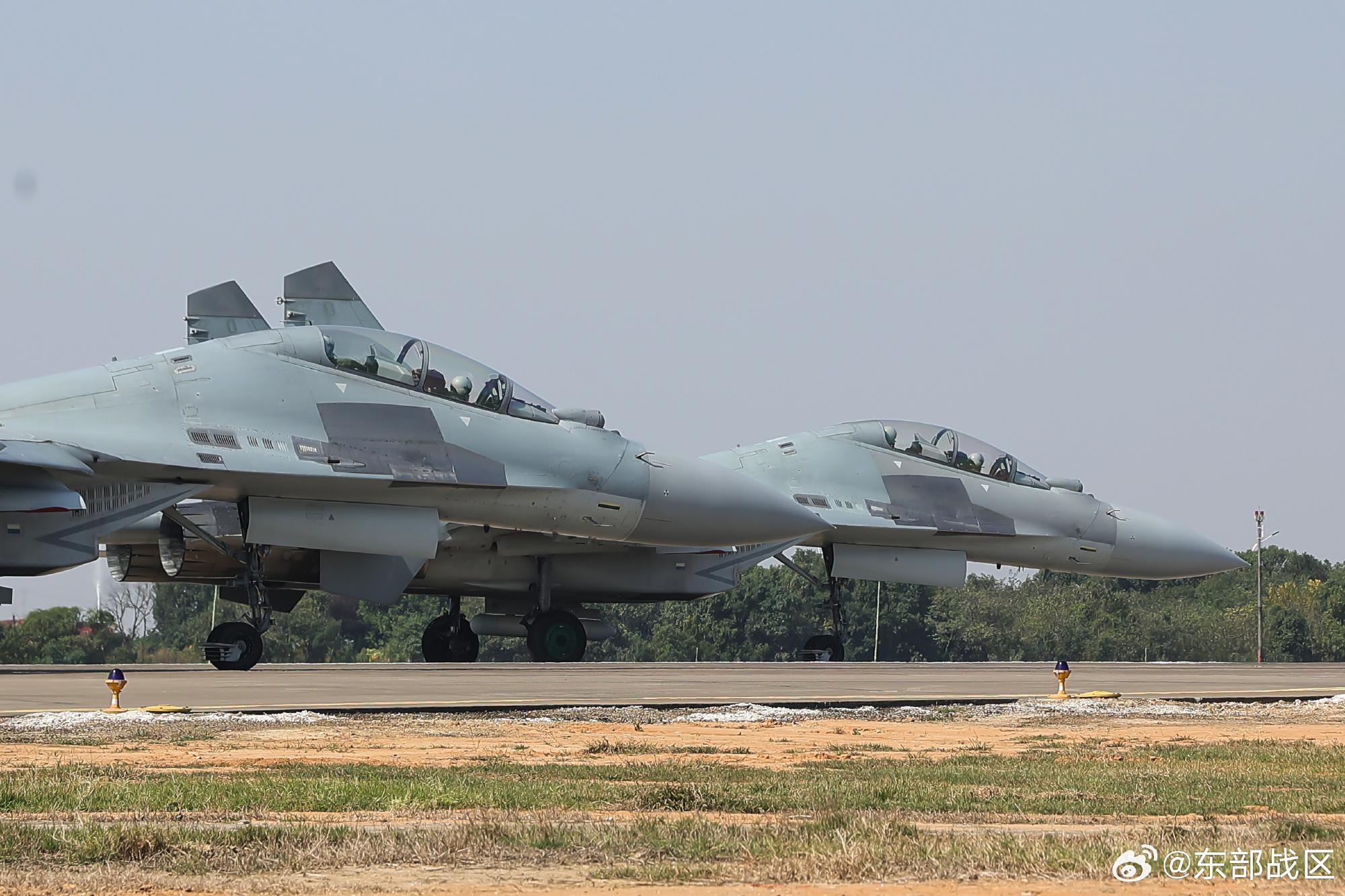 直擊東部戰區練兵備戰現場：空戰對抗激烈展開