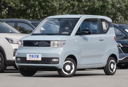 3萬起步有車生活,BAW元寶汽車VS五菱宏光MINI哪家強?