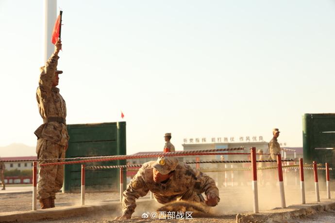 第76集團軍某合成旅組織年終考覈