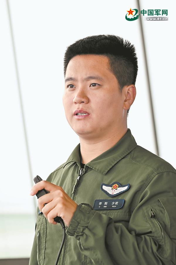 空軍航空兵某團無人機大隊大隊長李陽：於無人之境 礪勝戰刀鋒